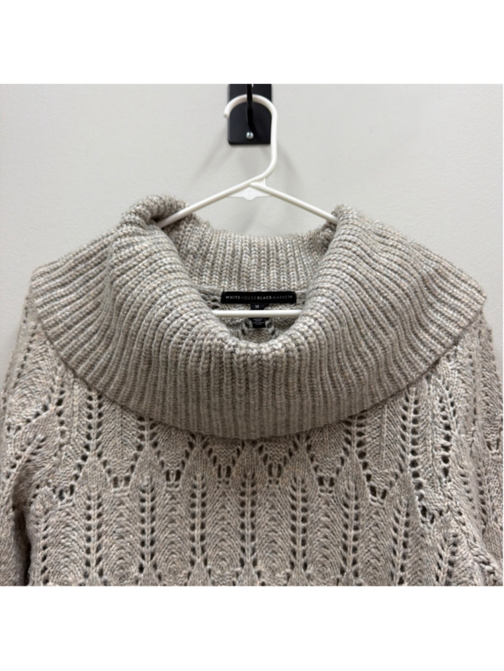 White House Black Market Shimmer Biscotti Lunar L/S Cowlneck Sweater Sz Medium! - Picture 5 of 10
